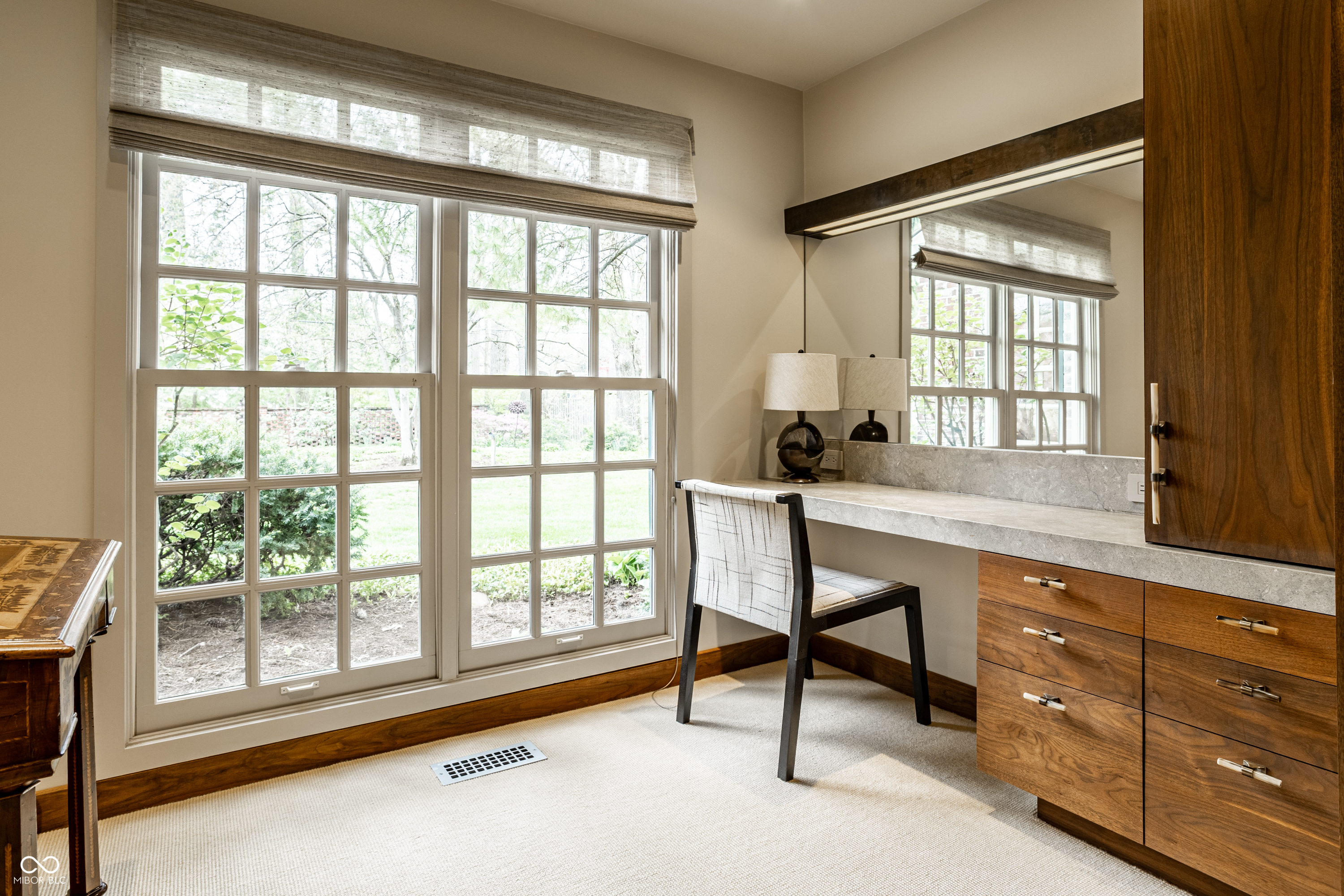 7440 N Illinois Street