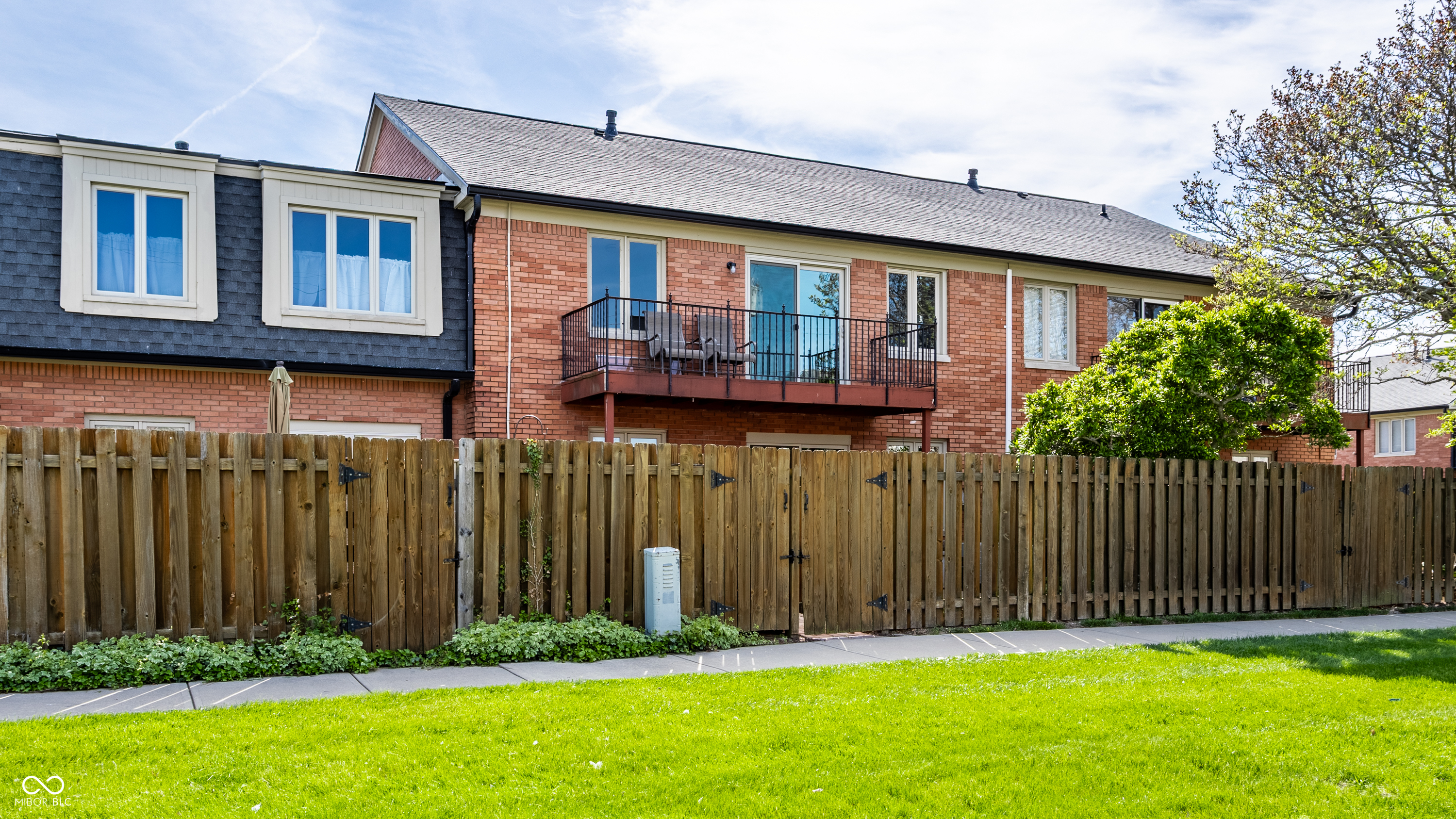 1176 Canterbury Court Unit: C
