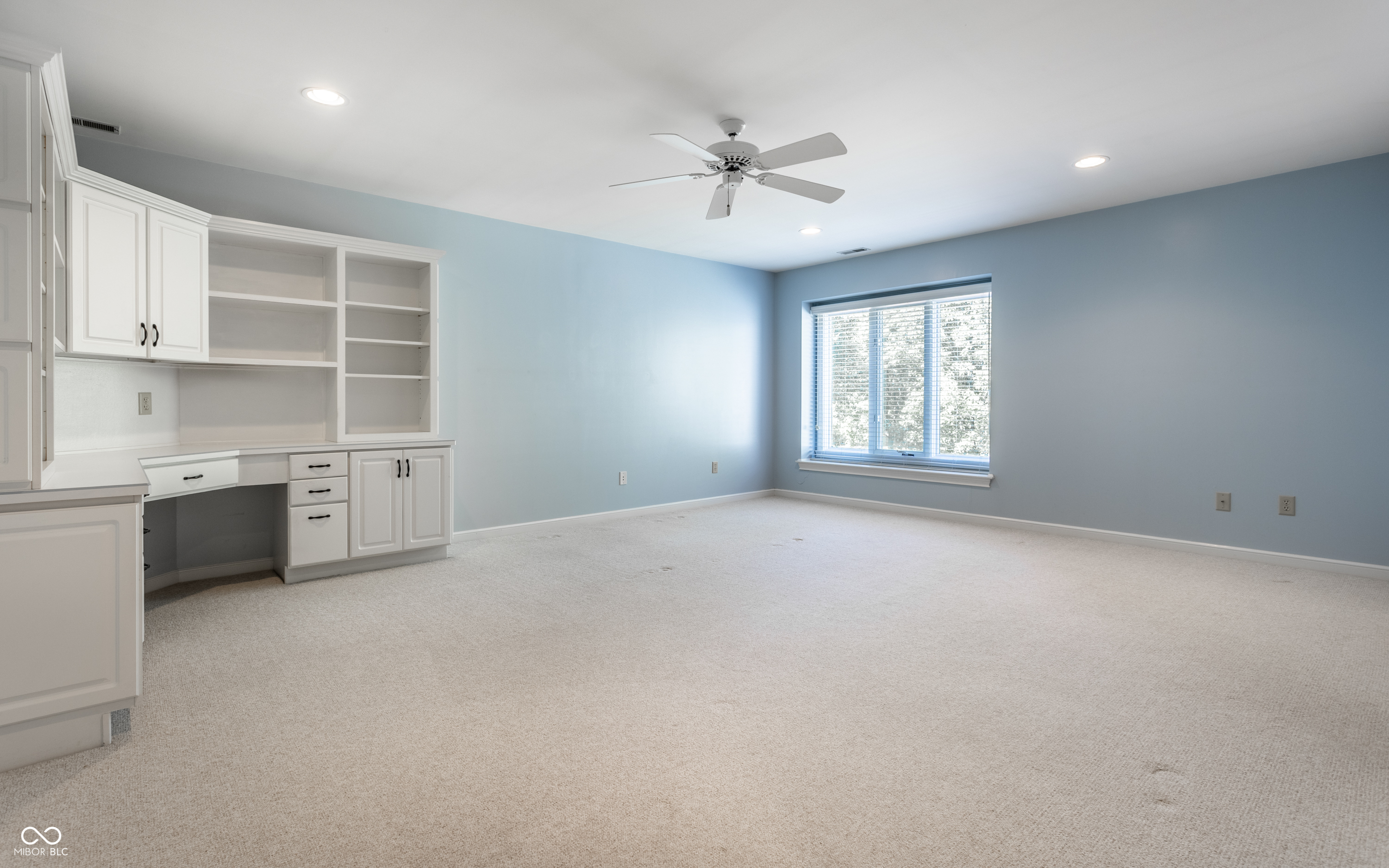 14300 Oakbrook Court