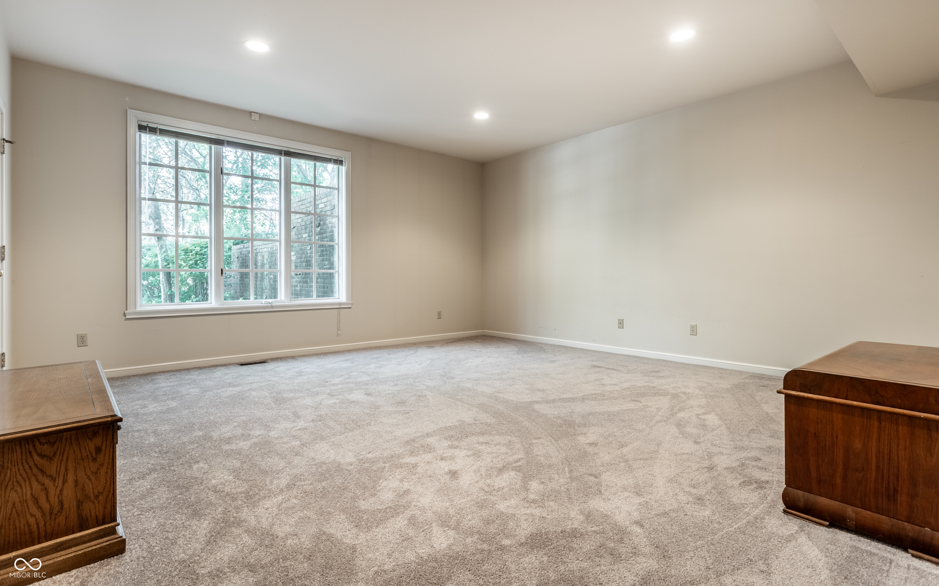 14300 Oakbrook Court