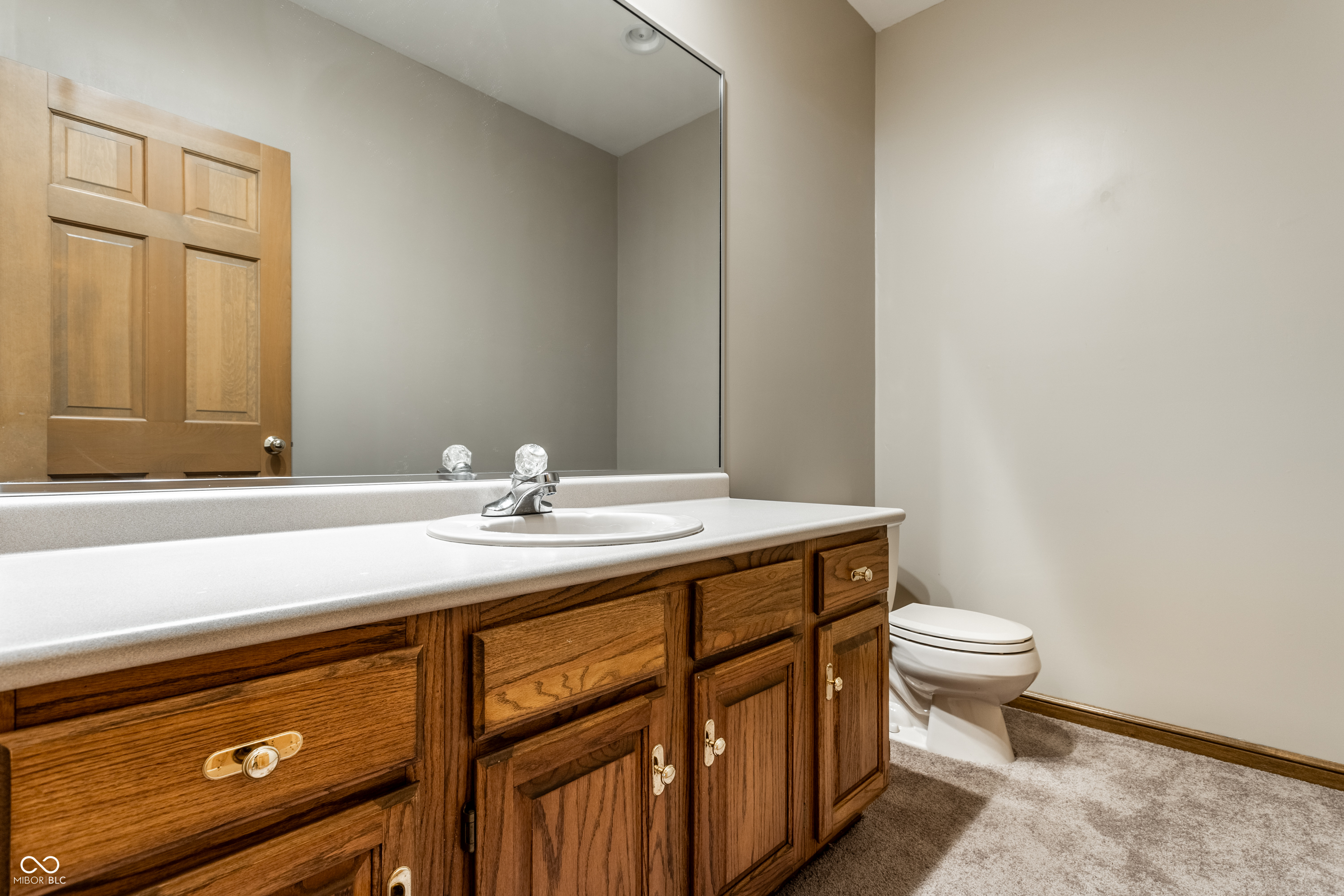 14300 Oakbrook Court