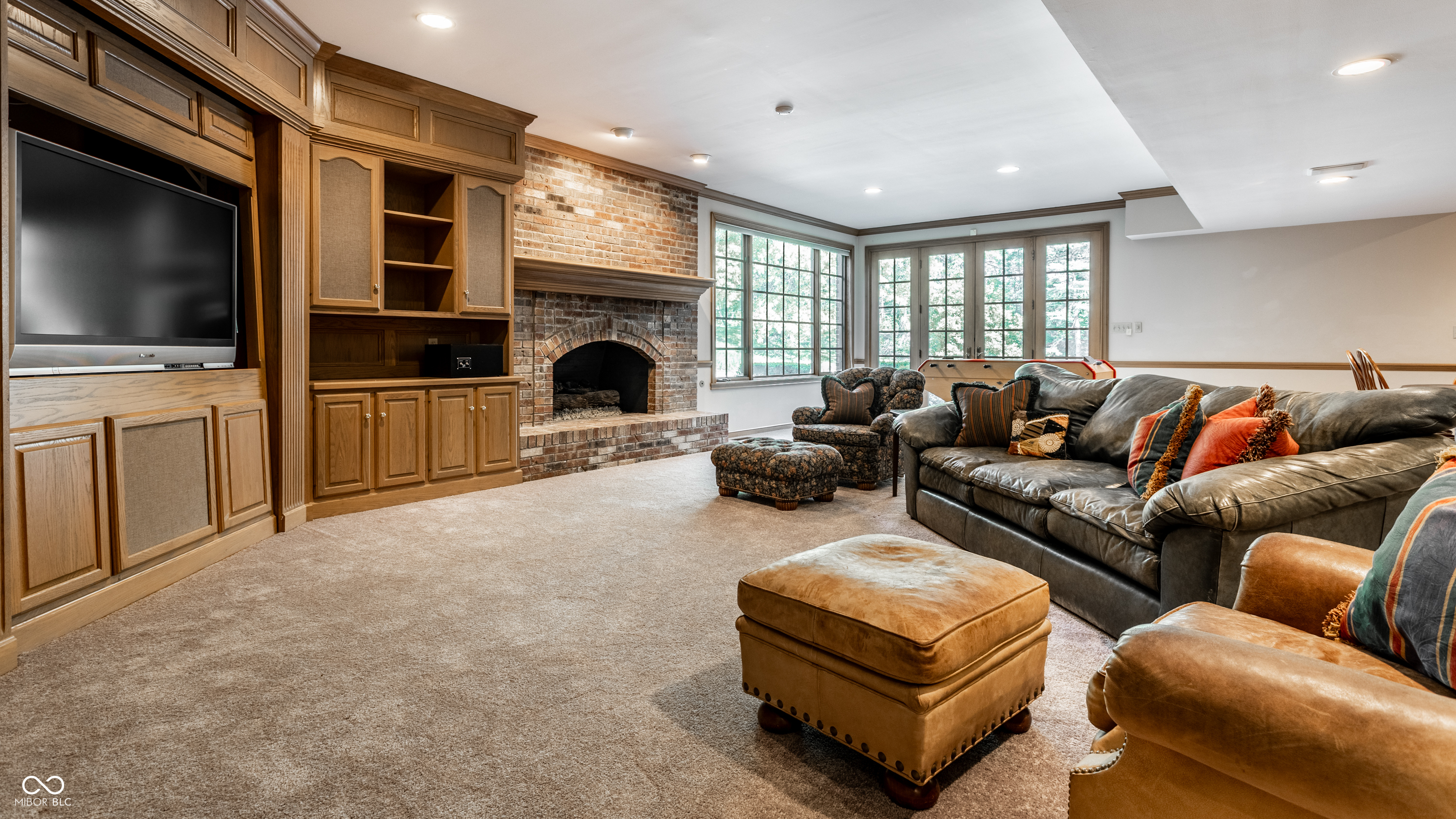 14300 Oakbrook Court