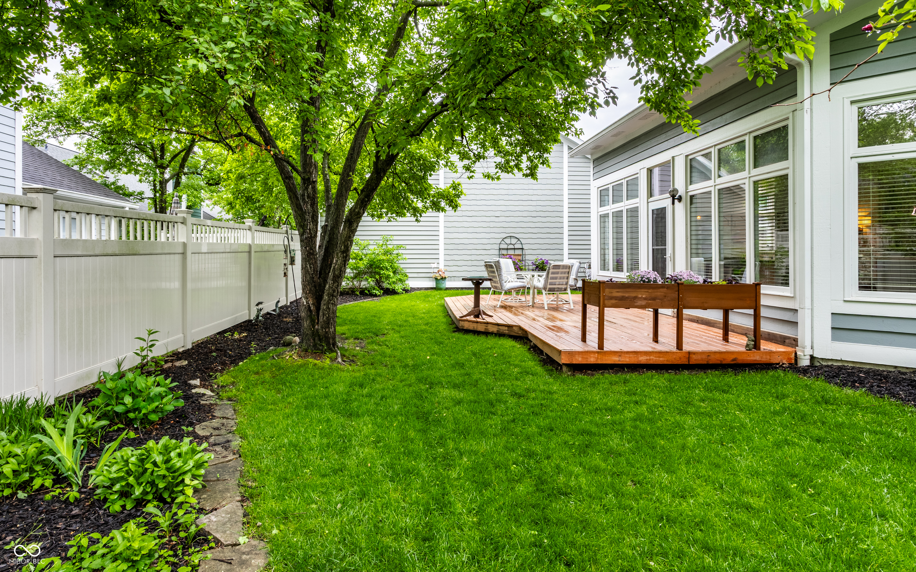 7853 Clearwater Parkway