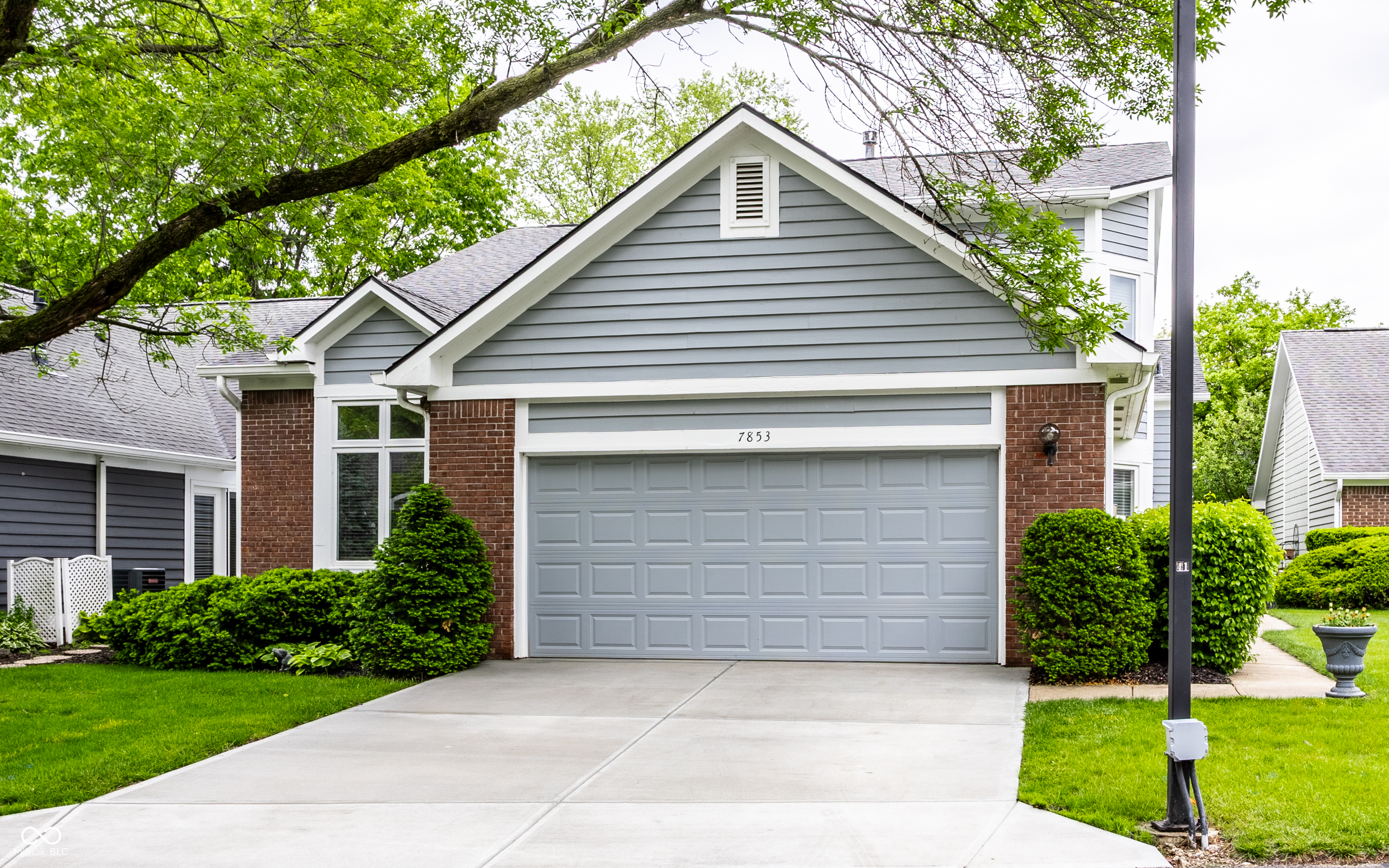 7853 Clearwater Parkway