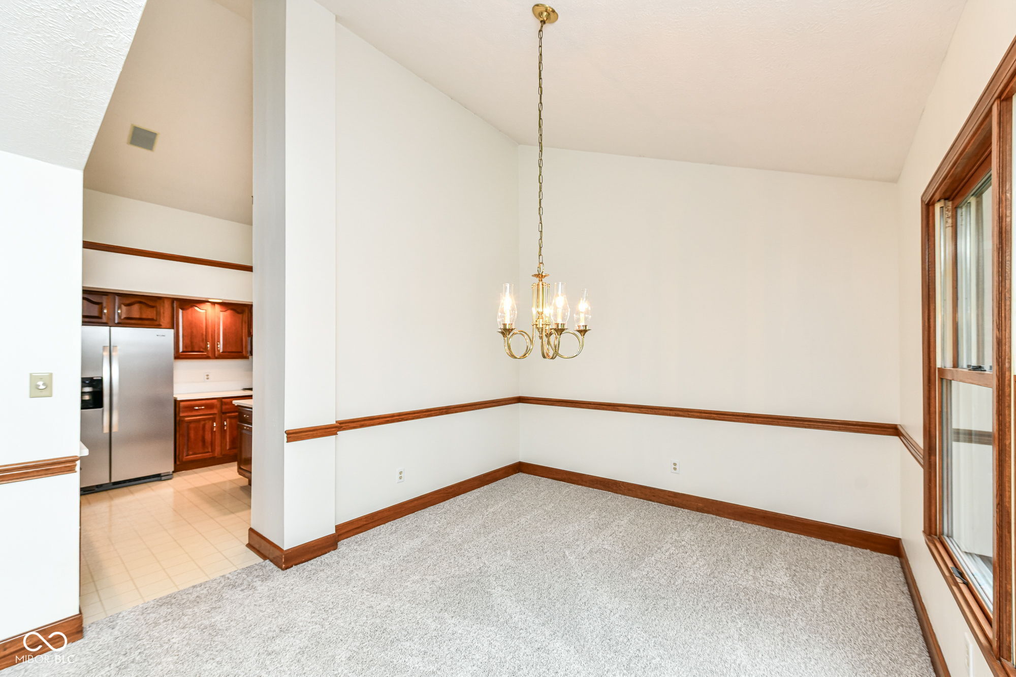 13764 Roswell Drive