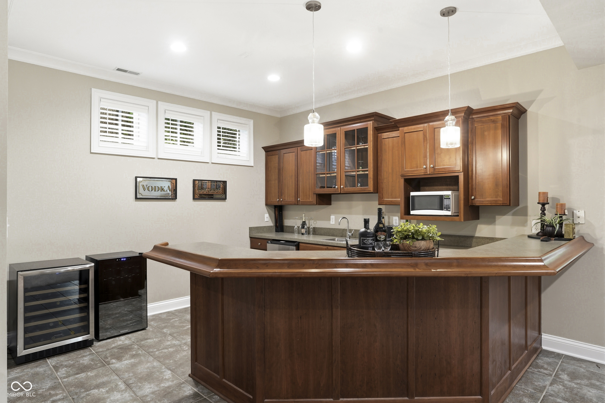 10500 Bishop Circle
