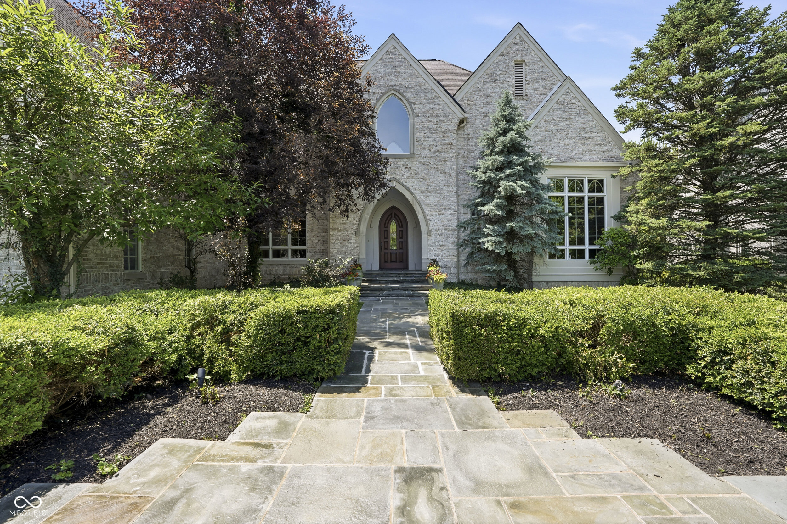 10500 Bishop Circle