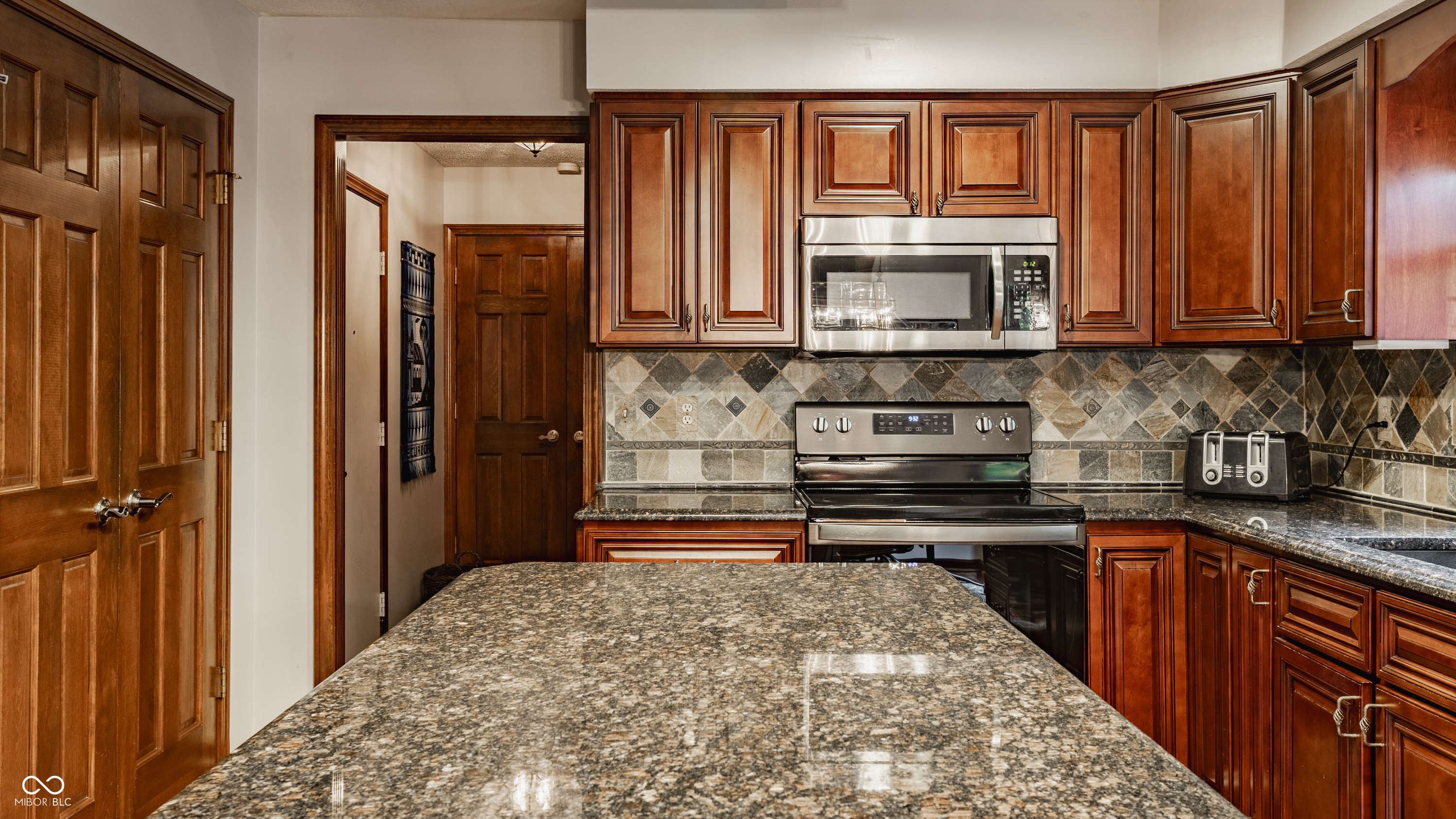 8407 Galley Court