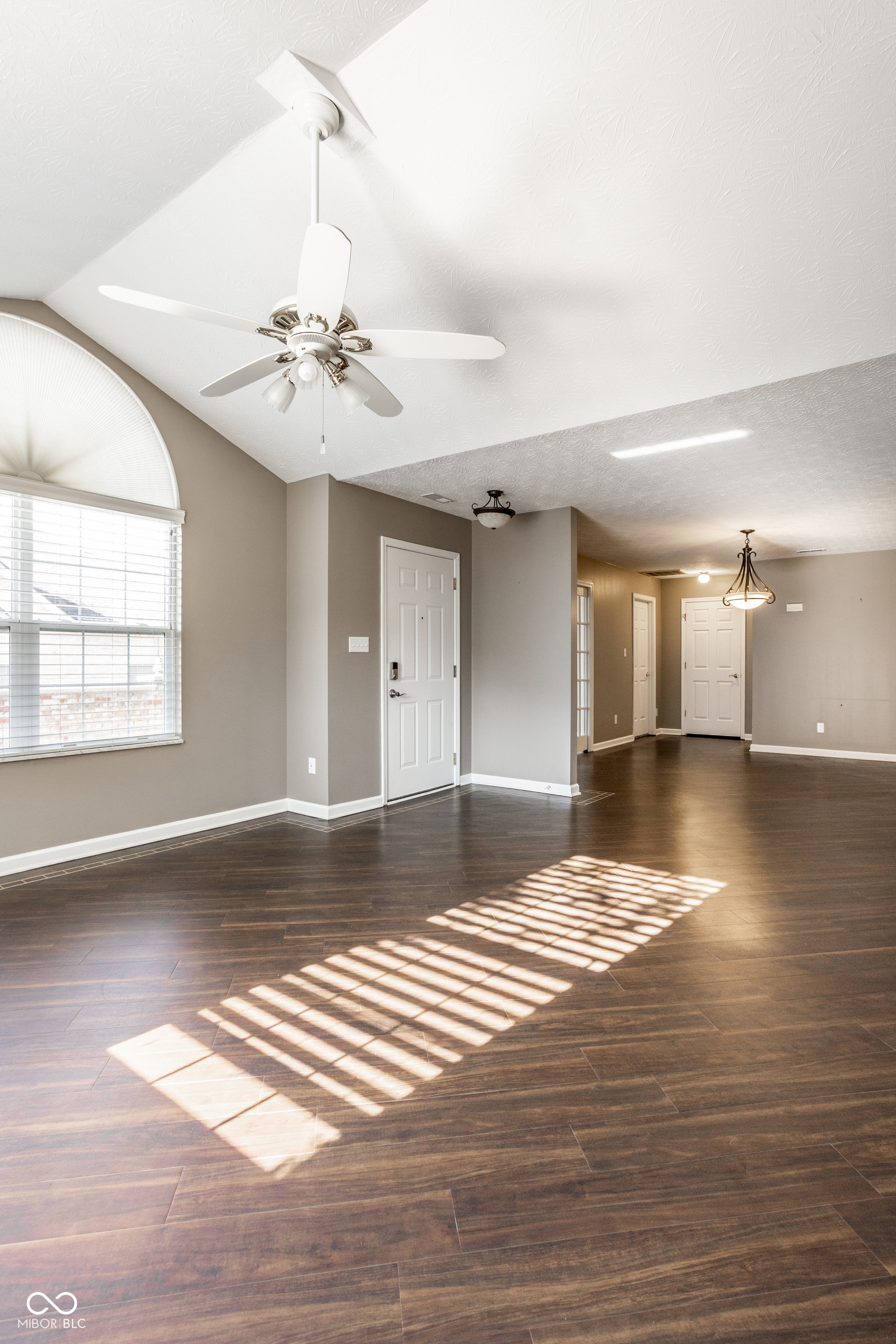 3052 W Applewood Court