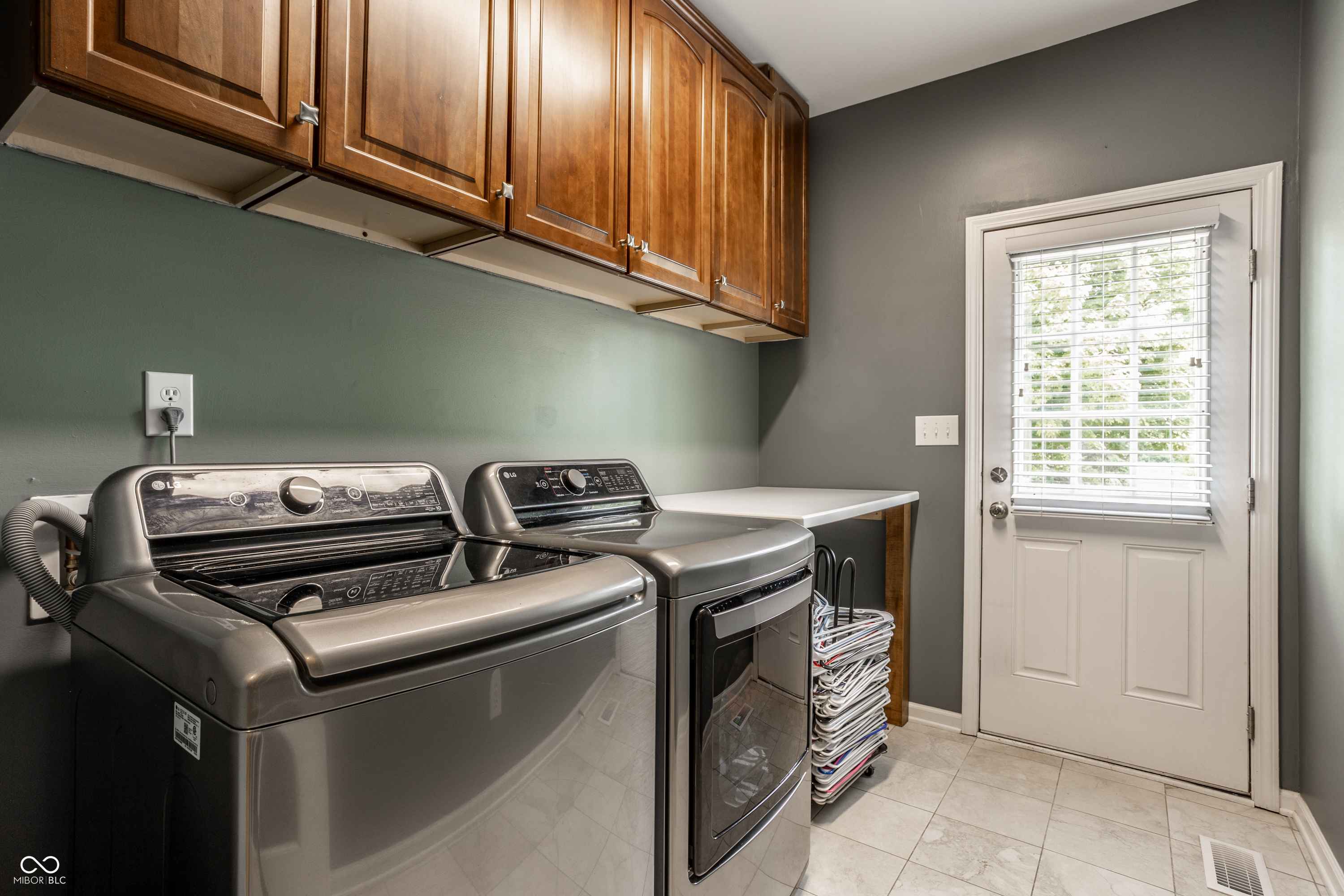 13673 Shorecove Court
