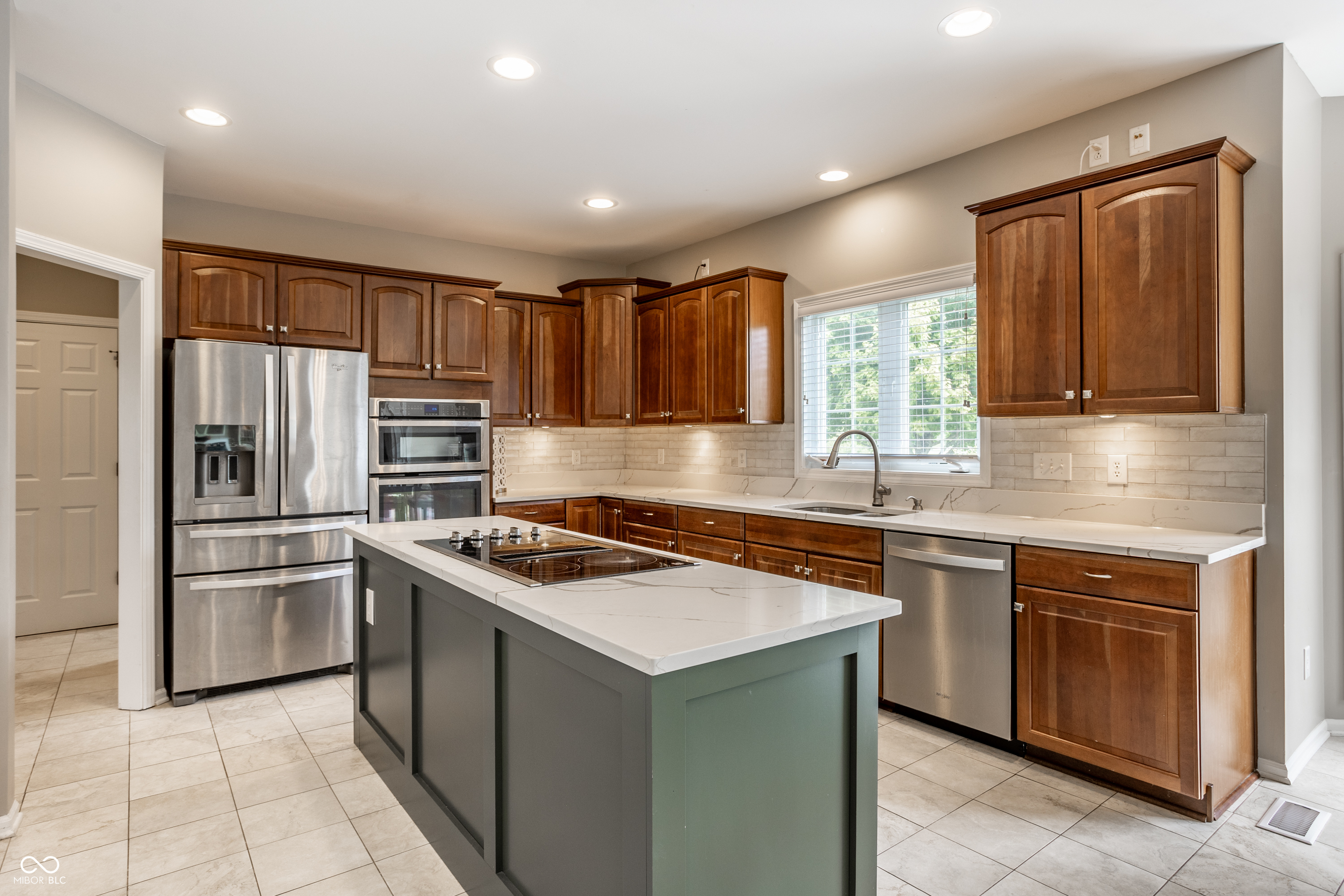 13673 Shorecove Court