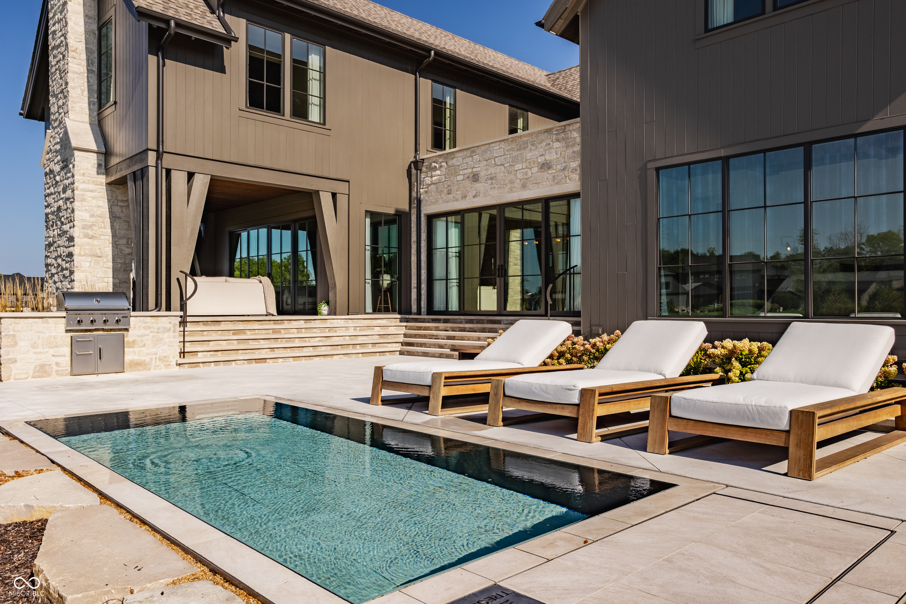 1445 Chatham Ridge Court
