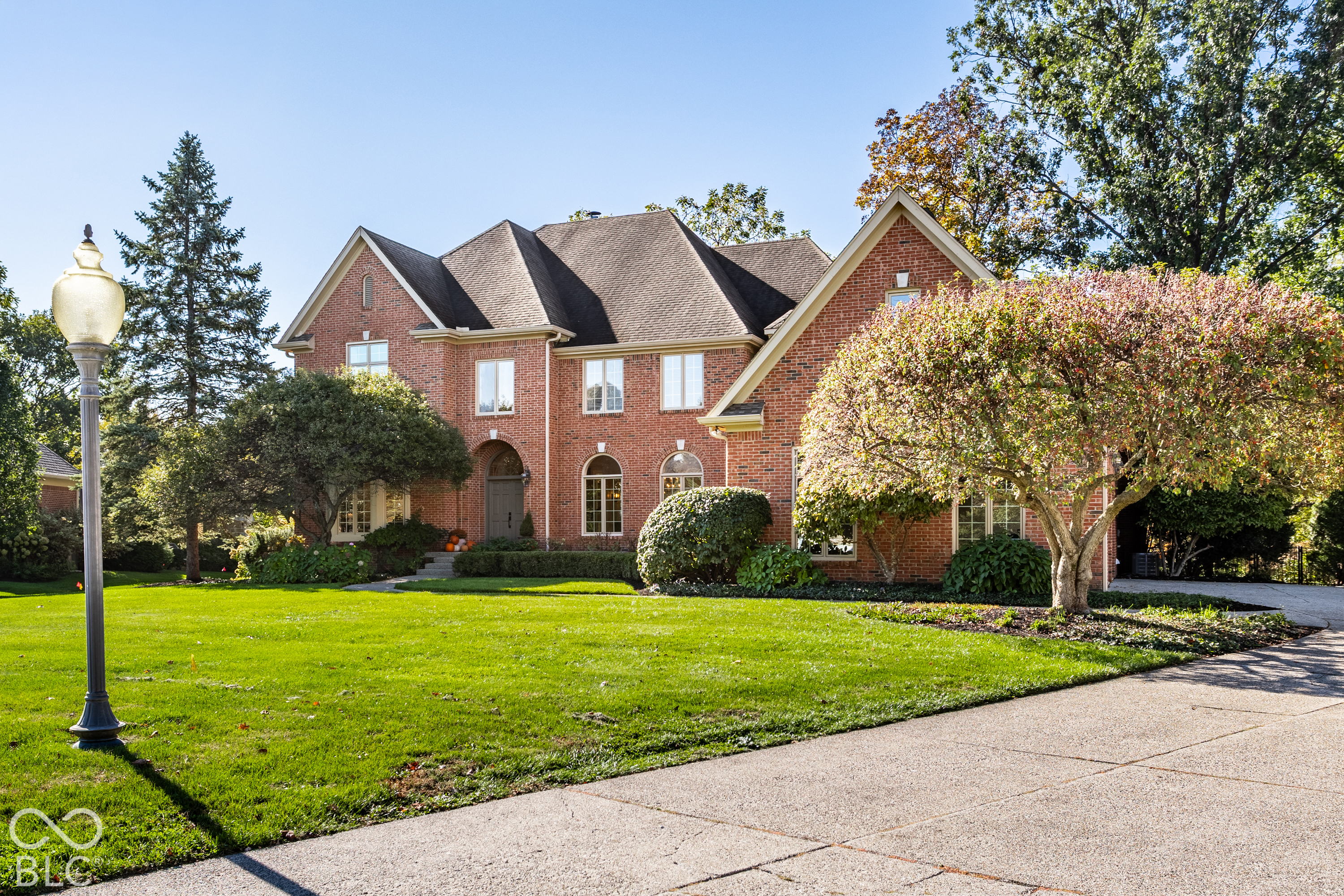 10356 High Grove