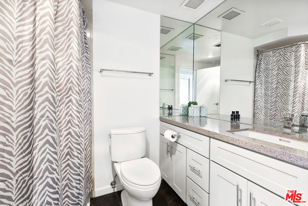 4337 Marina City Drive 1137