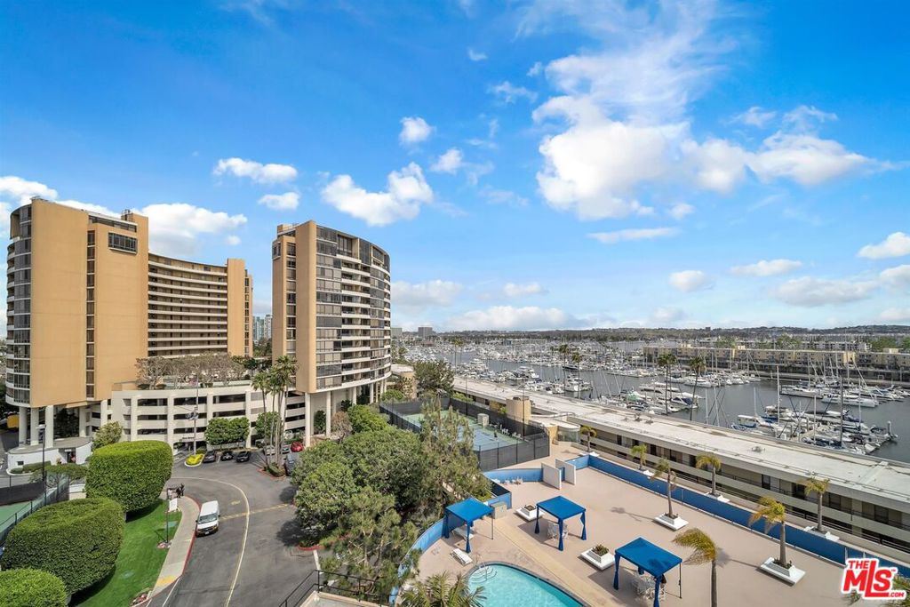 4337 Marina City Drive 1137