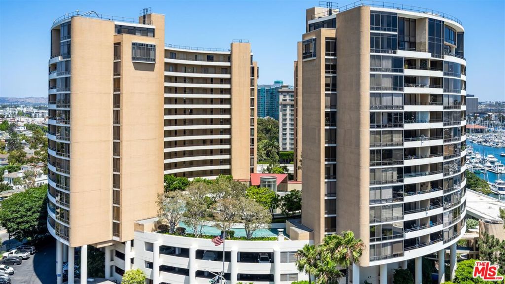 4337 Marina City Drive 1137