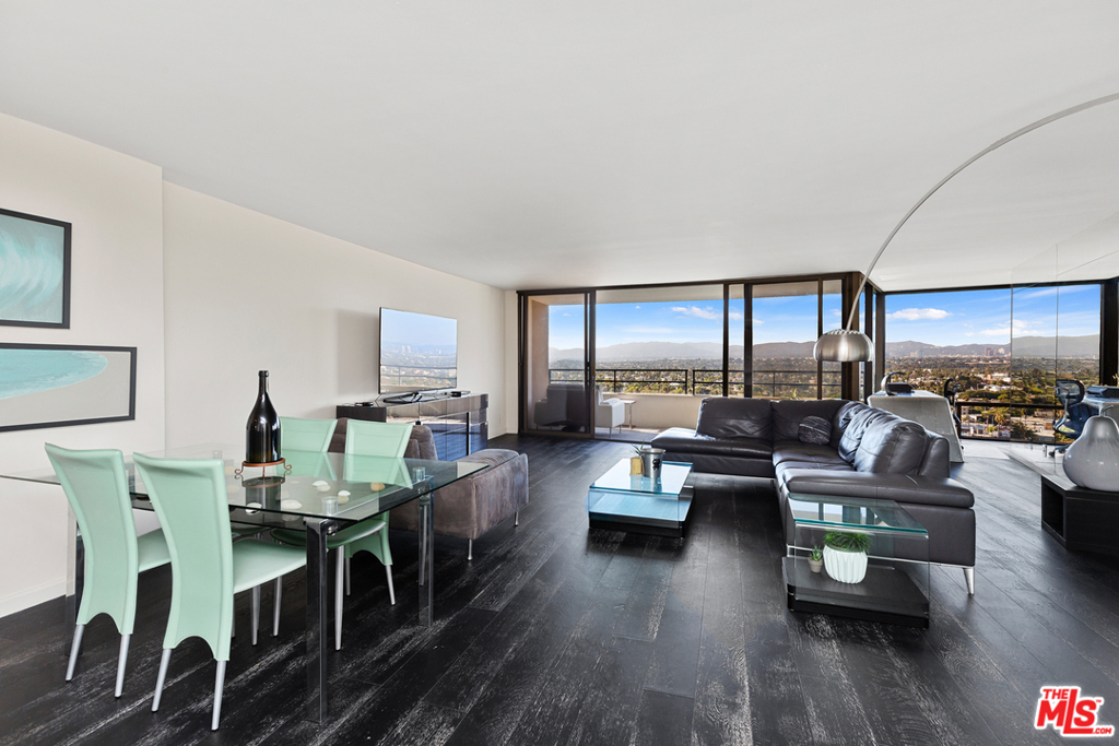 4337 Marina City Drive 1137