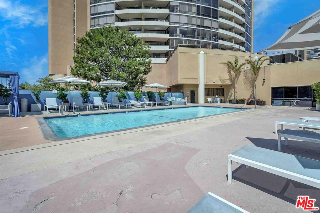 4337 Marina City Drive 1137