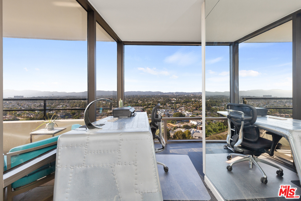 4337 Marina City Drive 1137
