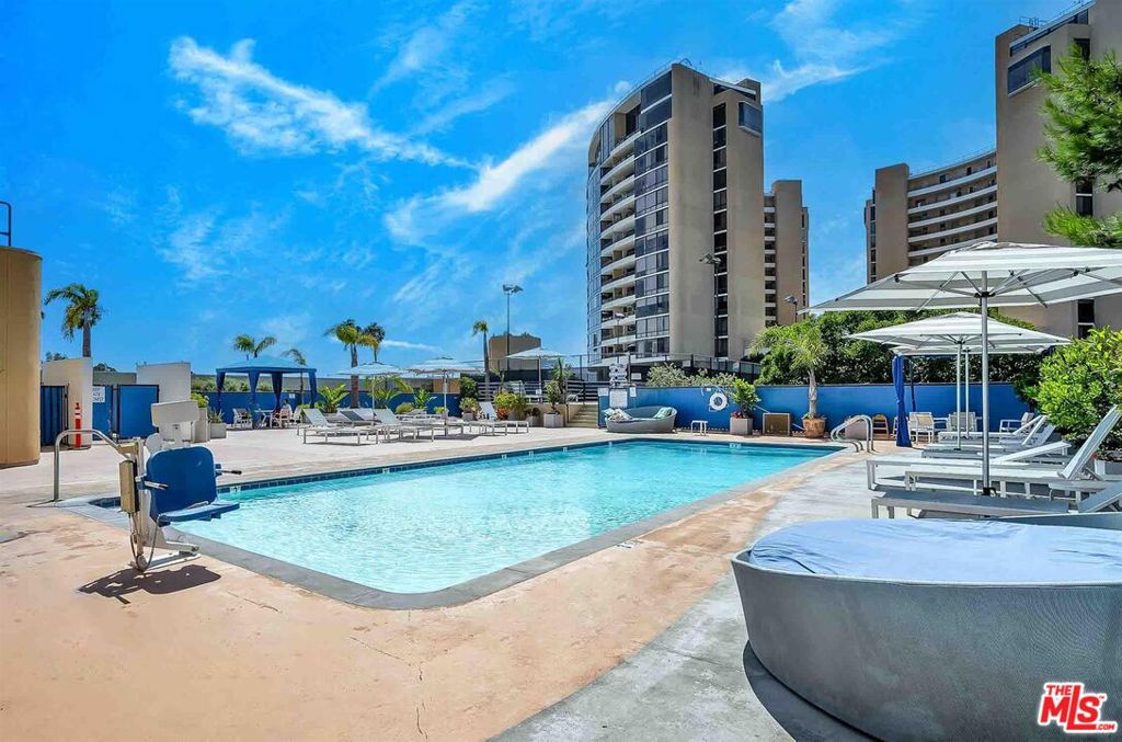 4337 Marina City Drive 1137