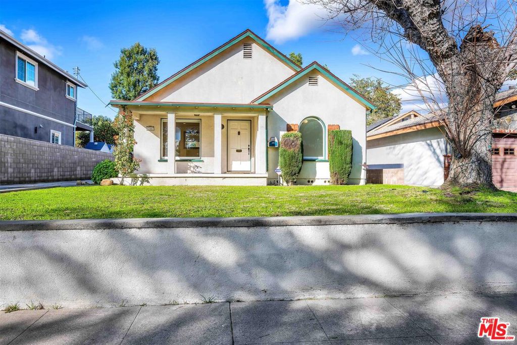 17447 Tribune Street