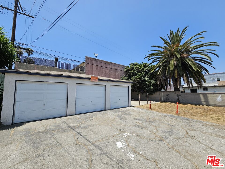 6021 Brynhurst Ave