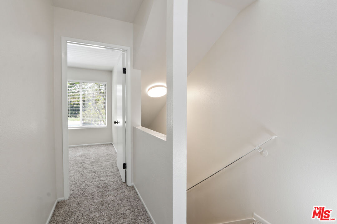 121 Abbeywood Ln