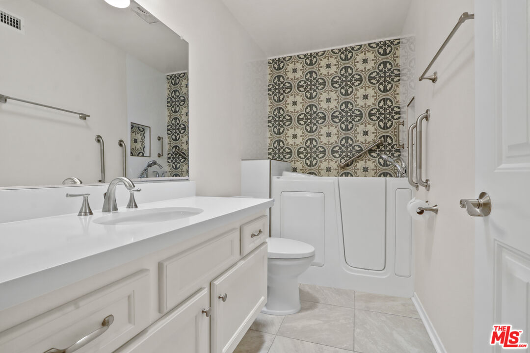 8645 Butte Cir Unit: #602B
