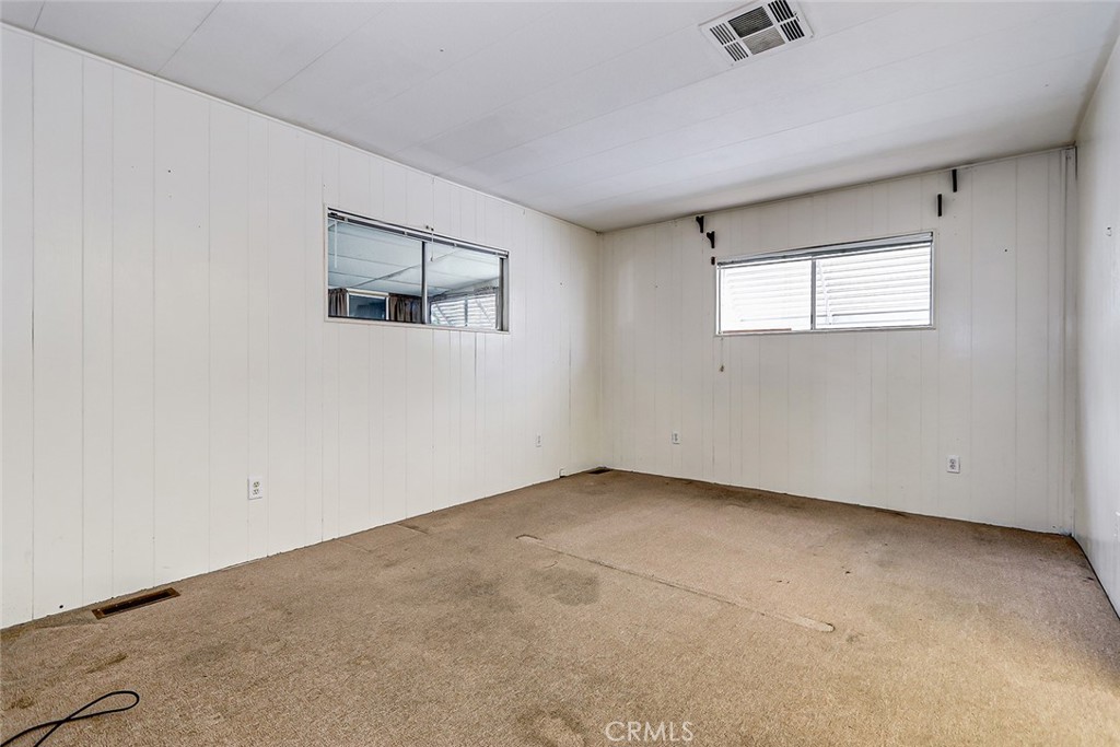 1065 Lomita 88