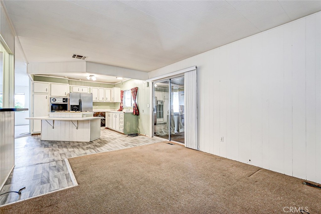 1065 Lomita 88