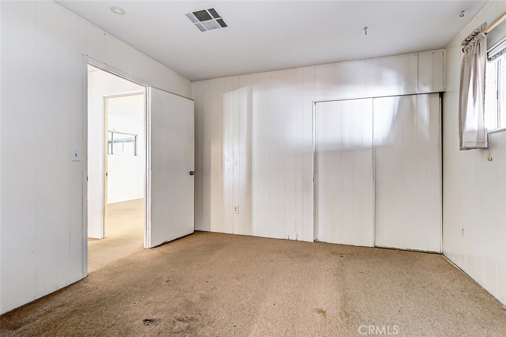 1065 Lomita 88