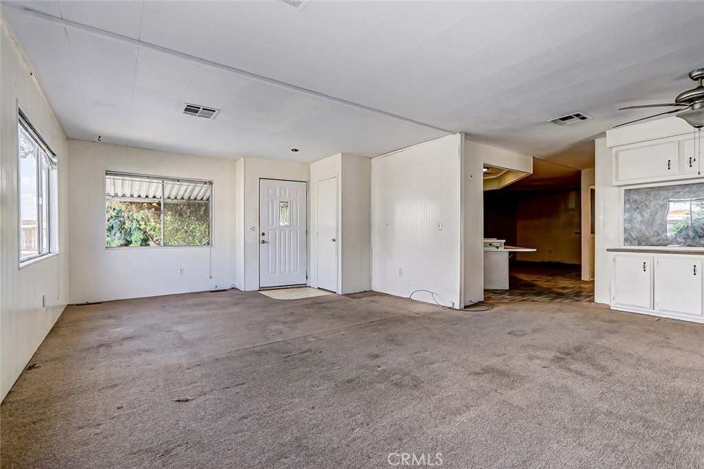 1065 Lomita 88