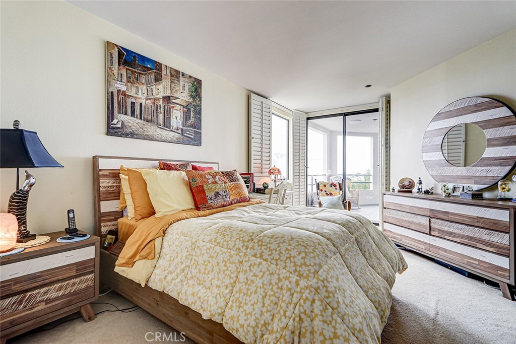 510 The Village 203