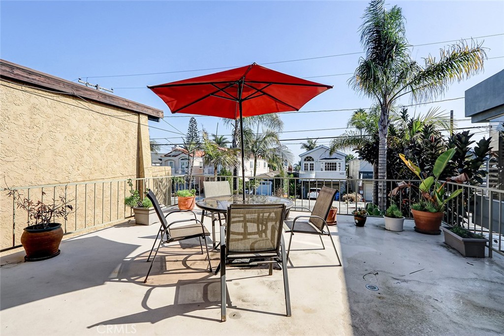 1623 Carver Street