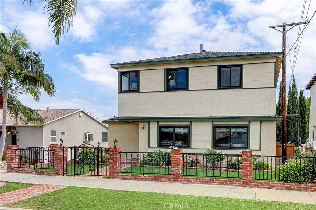 404 Hanford Avenue