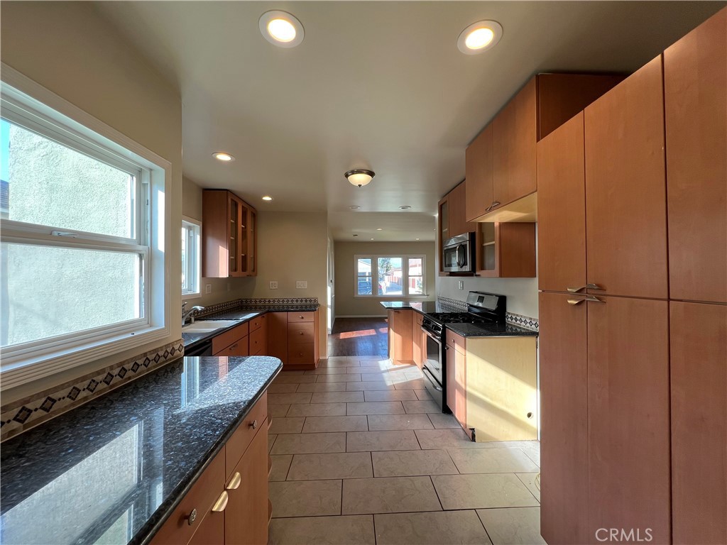 4726 W 131st Street
