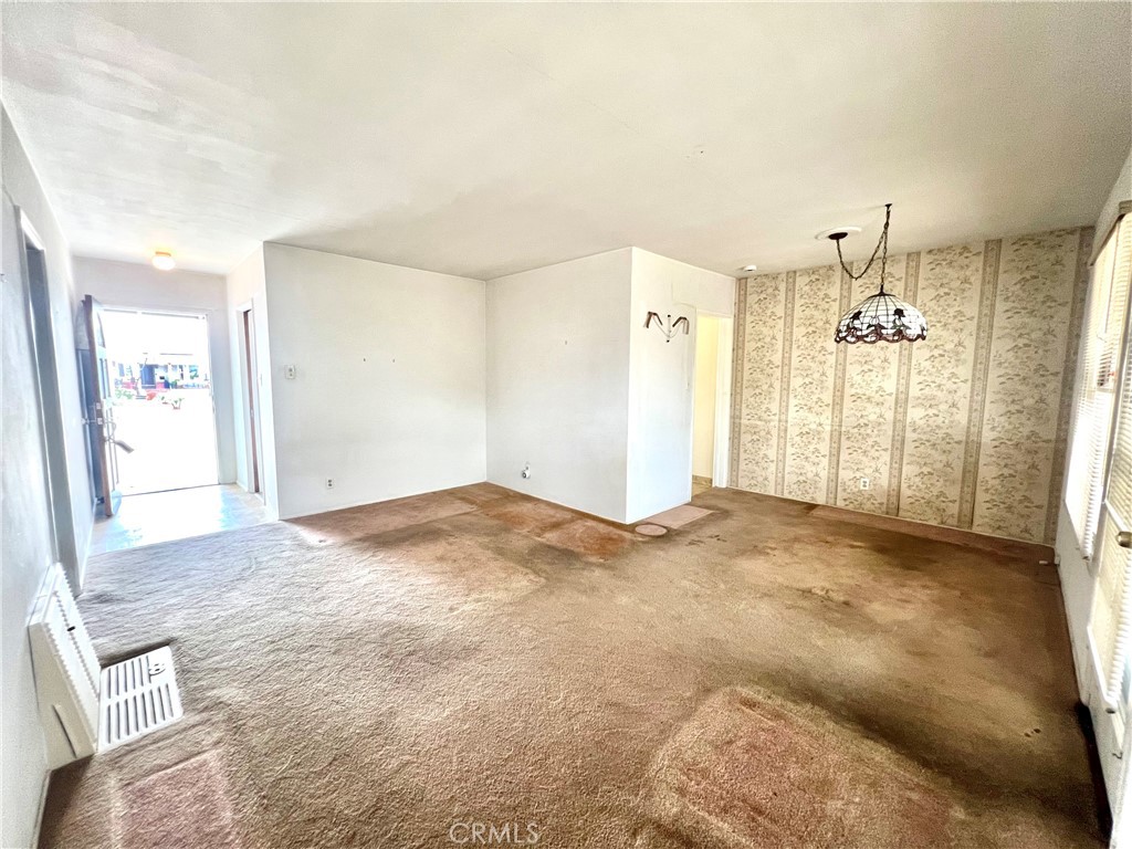 1226 W 187th Street