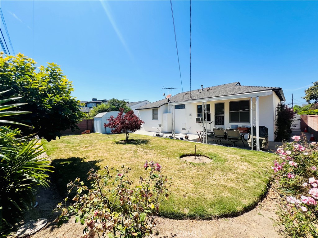 1226 W 187th Street