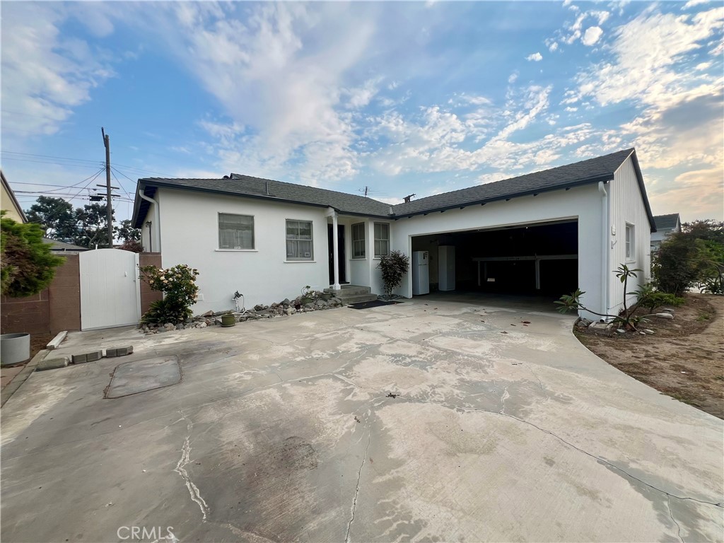 1226 W 187th Street