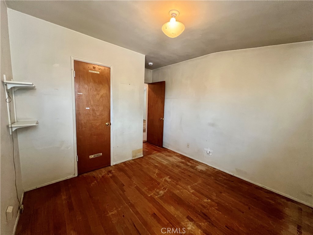 1226 W 187th Street