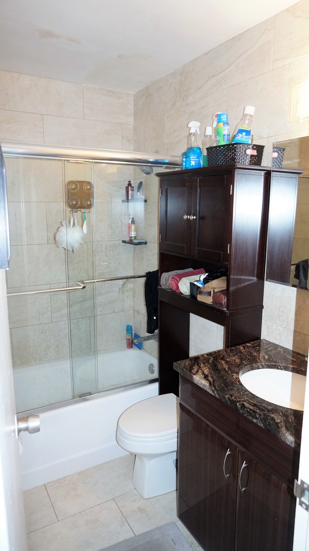 3600 N LAKE SHORE DRIVE UNIT: 1523