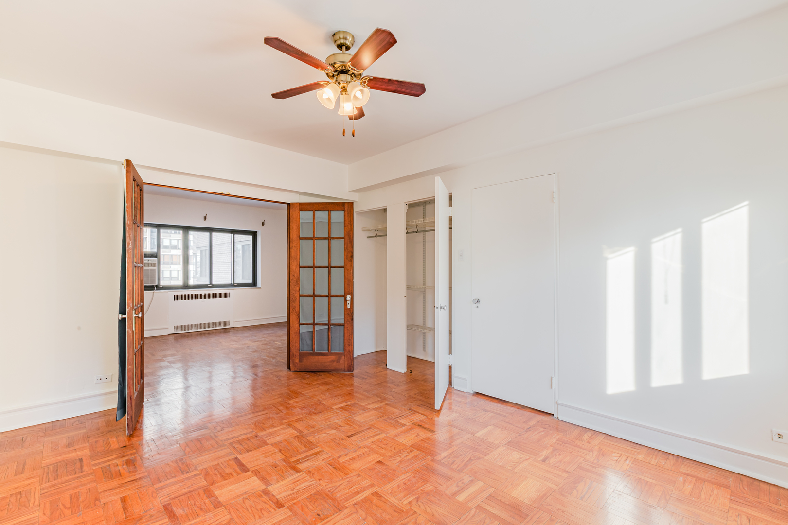 5056 N MARINE DRIVE UNIT: C6