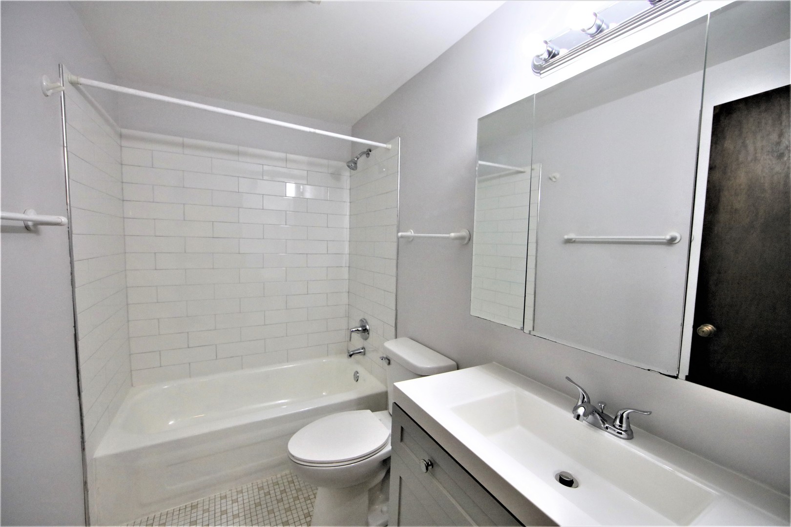 4138 COVE LANE UNIT: B