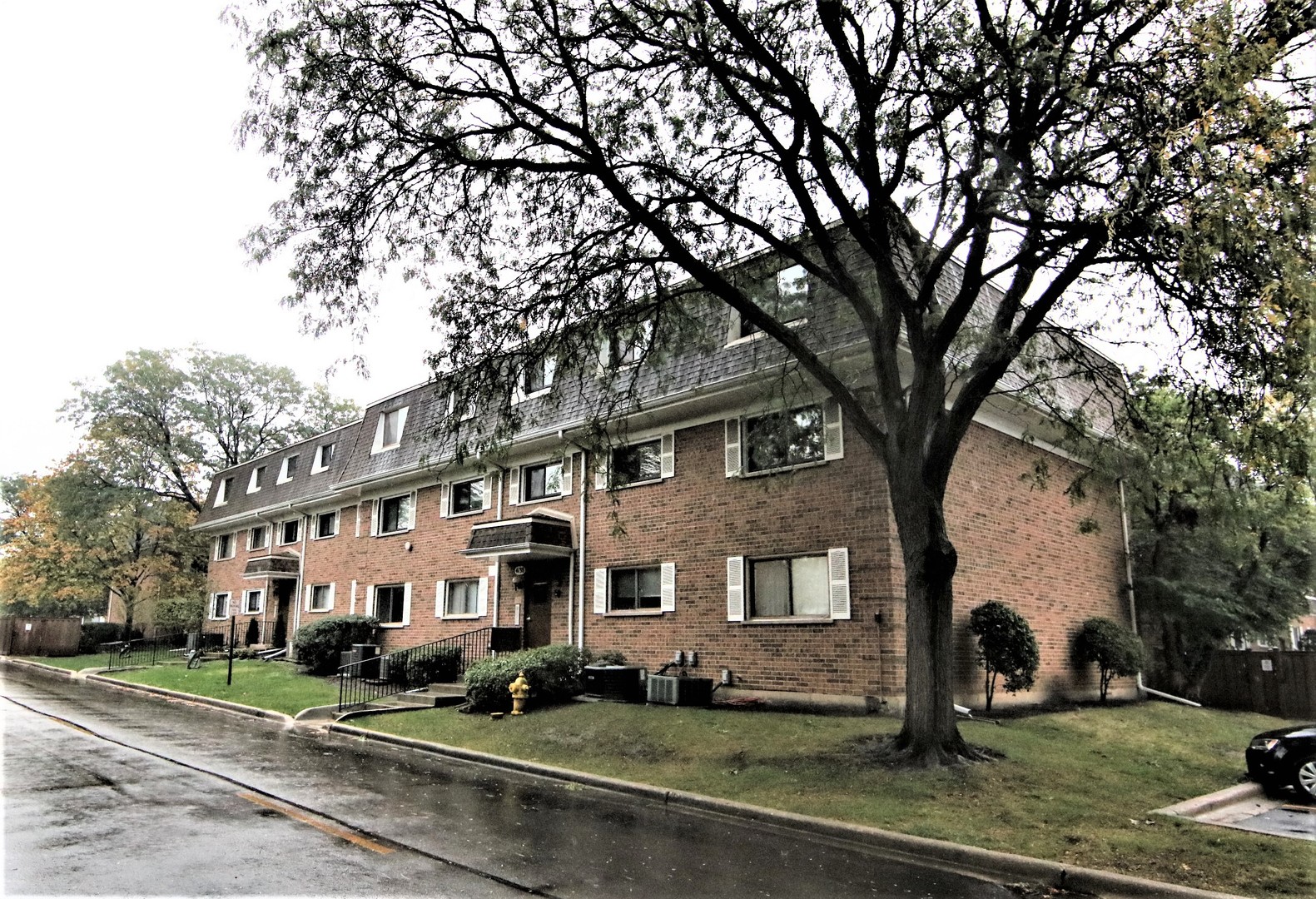4138 COVE LANE UNIT: B