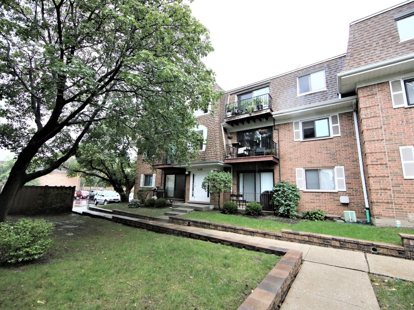 4138 COVE LANE UNIT: B