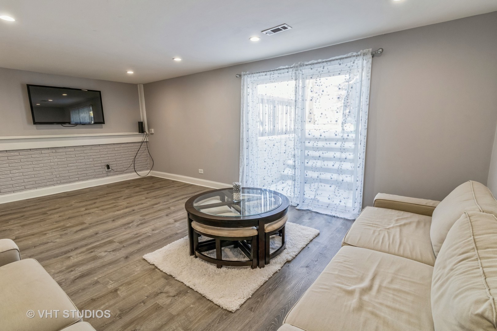 1622 KINGSTON LANE