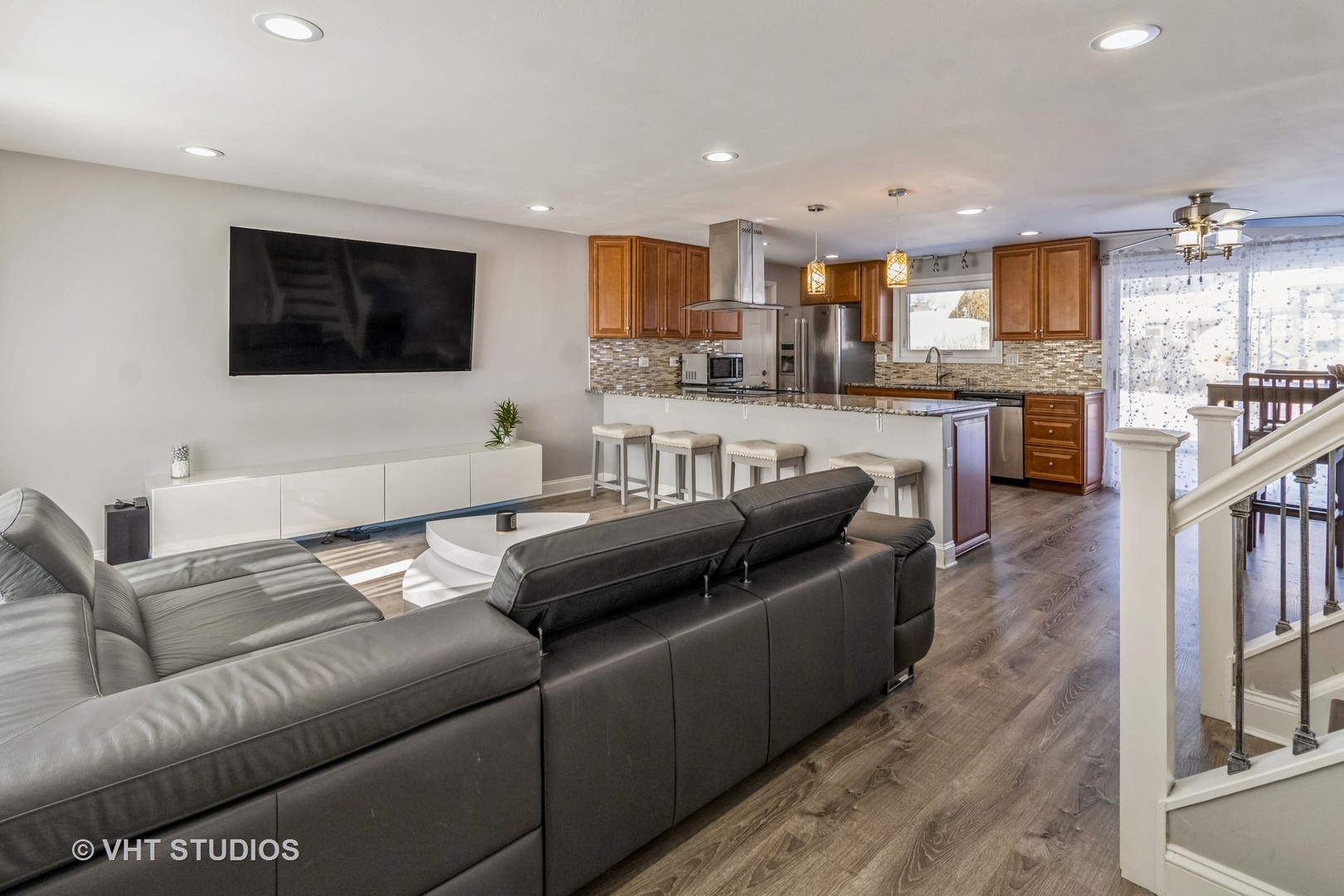 1622 KINGSTON LANE