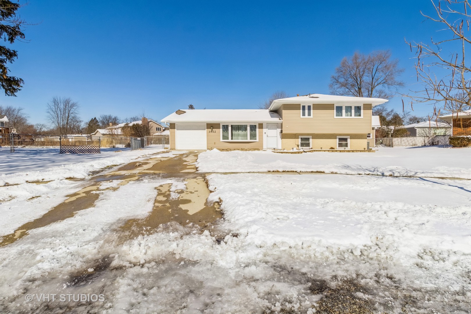 1622 KINGSTON LANE