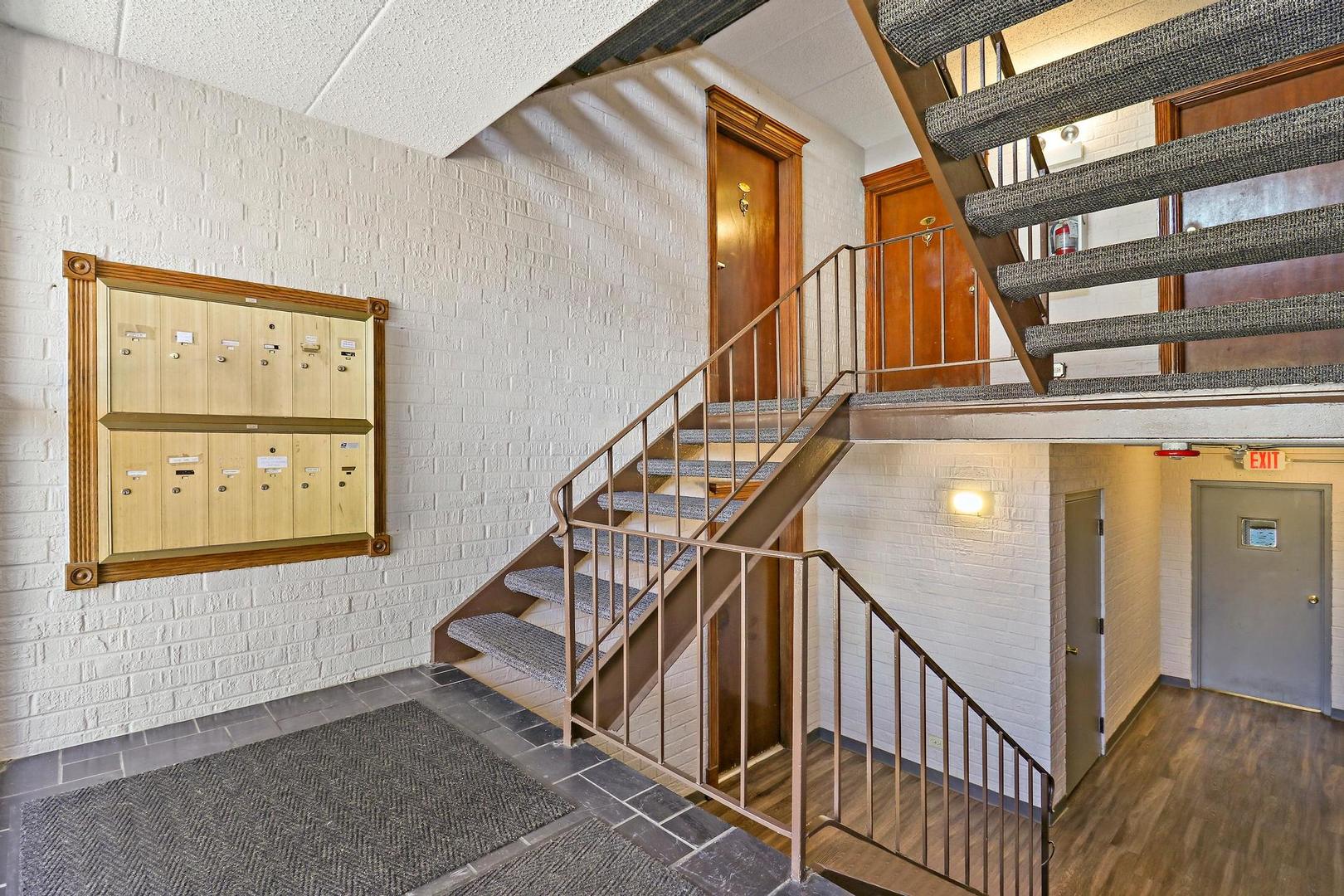 3849 N PARKWAY DRIVE UNIT: 2A