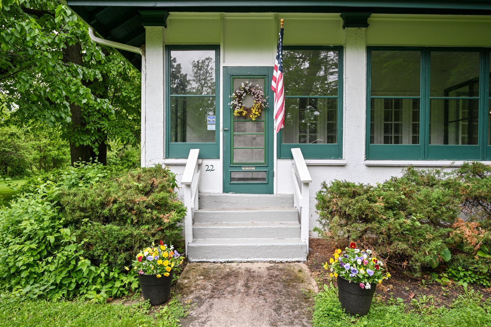 22 HIGH LAKE AVENUE
